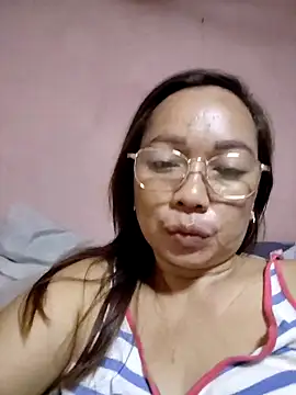 Snapshot of asianwet4u chatting on 23, 11, 2025 asianwet4u online show from 23, 11, 2025