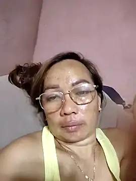 Snapshot of asianwet4u chatting on 26, 11, 2025 asianwet4u online show from 26, 11, 2025