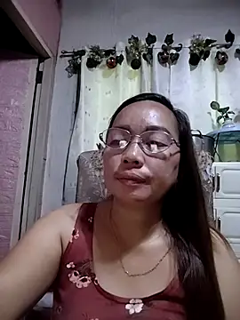 Snapshot of asianwet4u chatting on 14, 12, 2025 asianwet4u online show from 14, 12, 2025