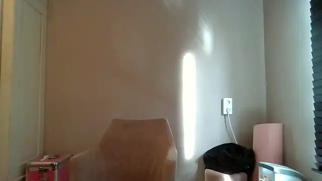 avajade online show from 12, 11, 2025