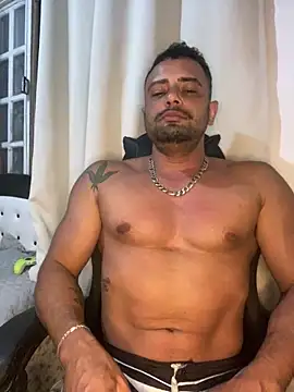 Fadinha-e-Raro online show from 15, 3, 2025