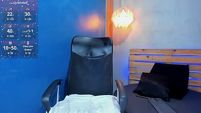 Snapshot of niky_doll_ chatting on 13, 10, 2025 niky doll  online show from 13, 10, 2025