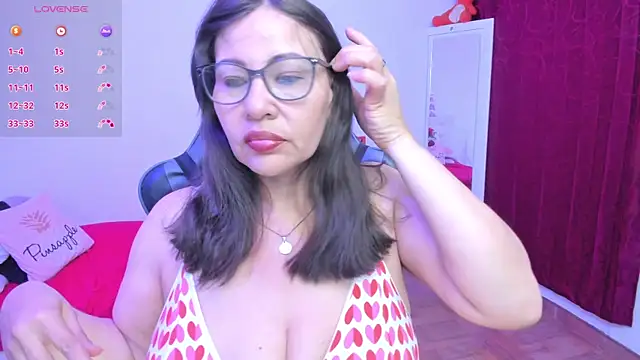 esmeralda milf online show from 20, 5, 2026
