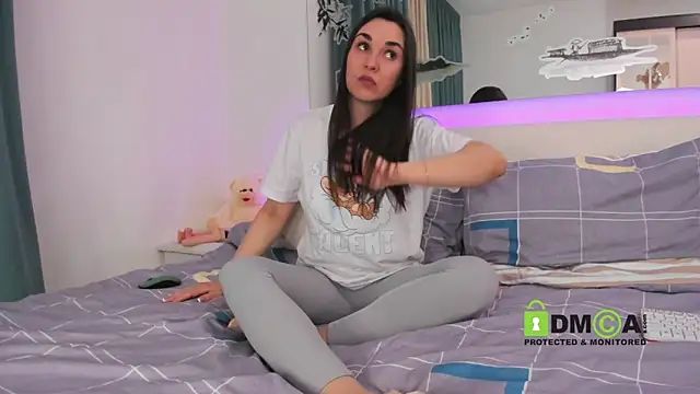 Snapshot of SonyaParadise chatting on 5, 3, 2025 SonyaParadise online show from 5, 3, 2025