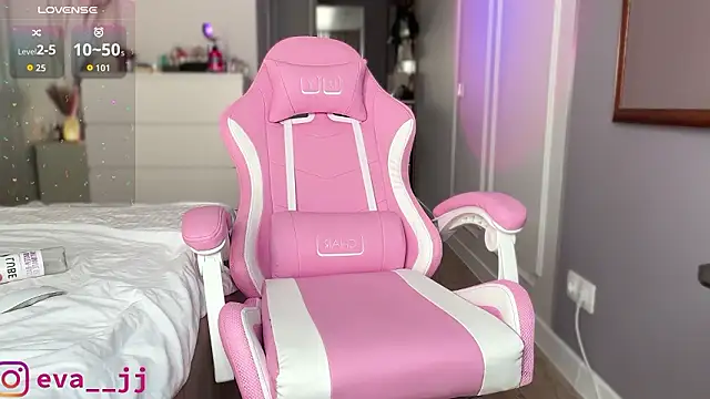 Snapshot of Eva_JJ chatting on 2, 3, 2026 Eva JJ online show from 2, 3, 2026