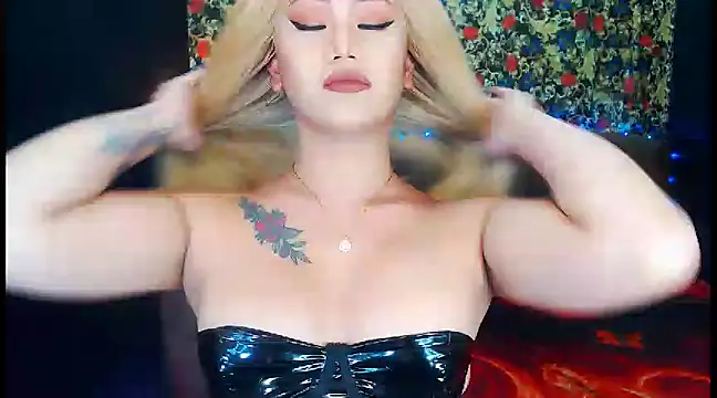 KylieMaxwellCaulfield TS online show from 4, 12, 2024