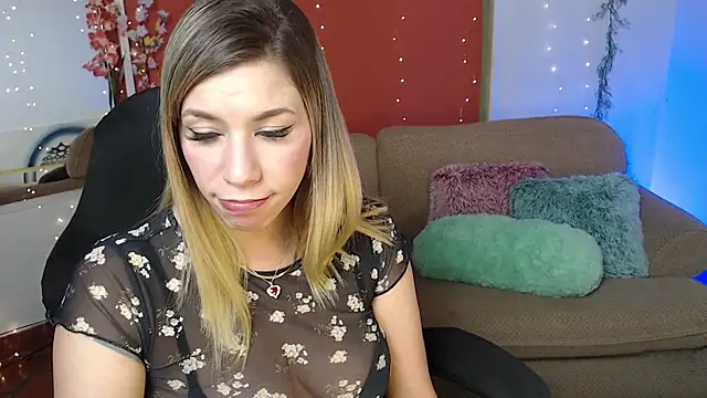 ms sofia x online show from 4, 12, 2024