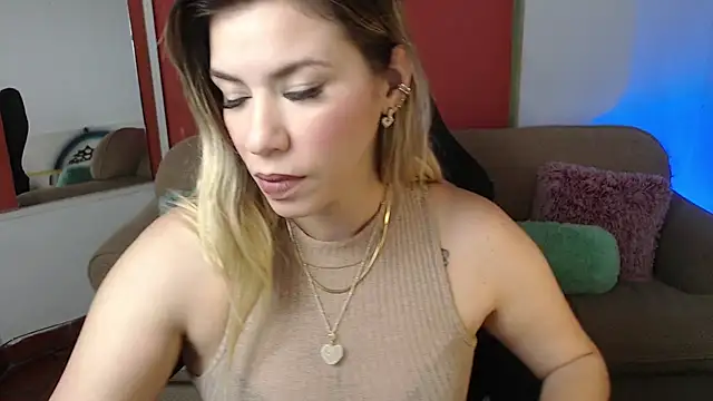 ms sofia x online show from 12, 1, 2025