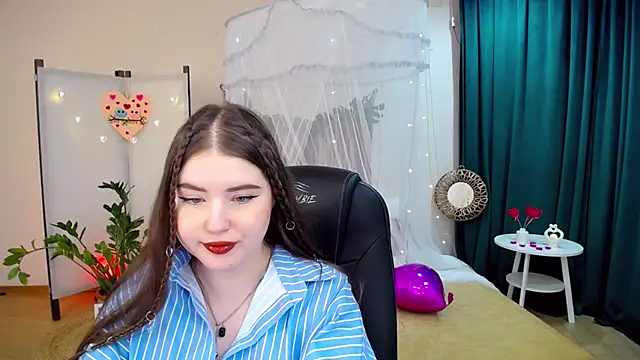 NicoleFoxery online show from 13, 2, 2025