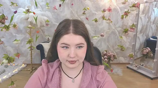 NicoleFoxery online show from 18, 6, 2026