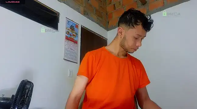 Snapshot of big_cock_mathew chatting on 16, 3, 2025 big cock mathew online show from 16, 3, 2025