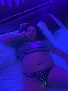 Snapshot of mirandamark2020 chatting on 25, 3, 2026 mirandamark2020 online show from 25, 3, 2026