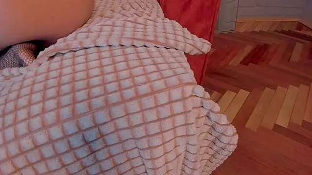 Snapshot of Betty_Pink chatting on 12, 2, 2025 Betty Pink online show from 12, 2, 2025