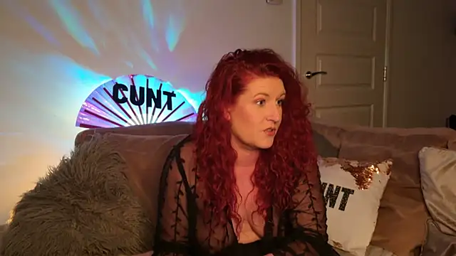 SultrySavannah online show from 12, 5, 2026