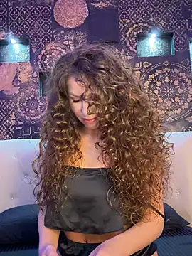 Snapshot of Marilyn_La_Rose chatting on 5, 2, 2026 Marilyn La Rose online show from 5, 2, 2026