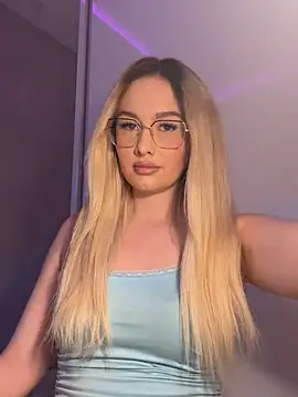 mollyxxx online show from 13, 5, 2026