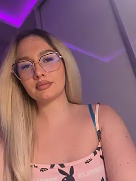 mollyxxx online show from 17, 5, 2026