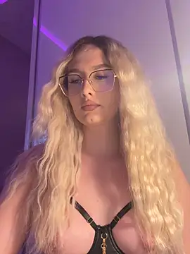 mollyxxx online show from 18, 5, 2026