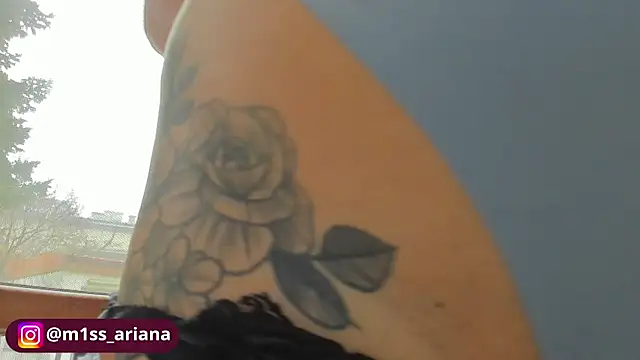 Snapshot of Miss_Ariana_ chatting on 4, 12, 2025 Miss Ariana online show from 4, 12, 2025