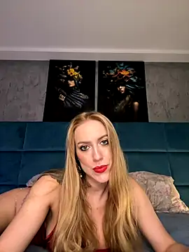 Snapshot of RockQueen_A chatting on 23, 10, 2025 RockQueen A online show from 23, 10, 2025