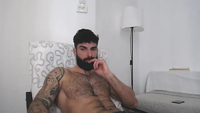 Verycutex online show from 26, 2, 2025