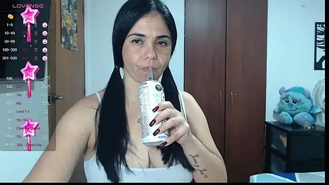 Snapshot of selena_ferri chatting on 3, 1, 2025 selena ferri online show from 3, 1, 2025