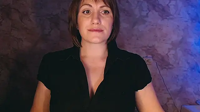 Snapshot of _letty_ chatting on 19, 12, 2024  letty  online show from 19, 12, 2024