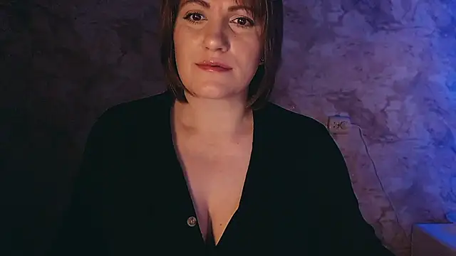 Snapshot of _letty_ chatting on 21, 12, 2024  letty  online show from 21, 12, 2024