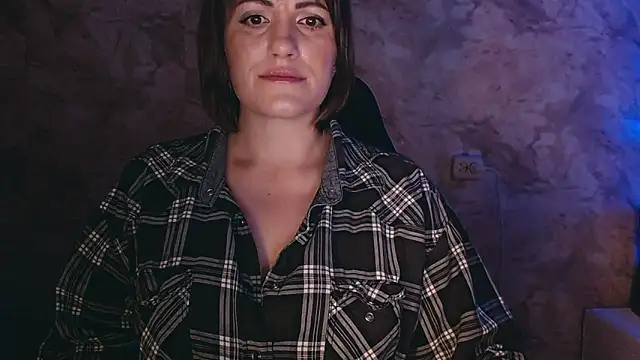 Snapshot of _letty_ chatting on 28, 12, 2024  letty  online show from 28, 12, 2024