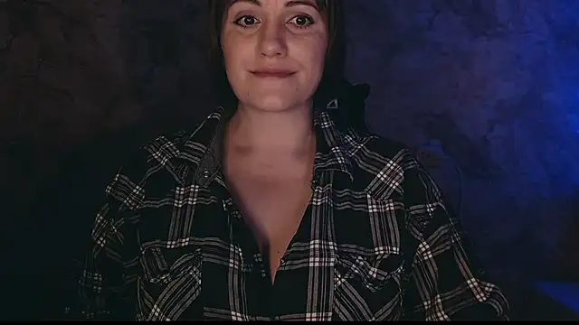 Snapshot of _letty_ chatting on 2, 3, 2025  letty  online show from 2, 3, 2025