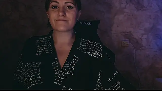 Snapshot of _letty_ chatting on 12, 3, 2025  letty  online show from 12, 3, 2025