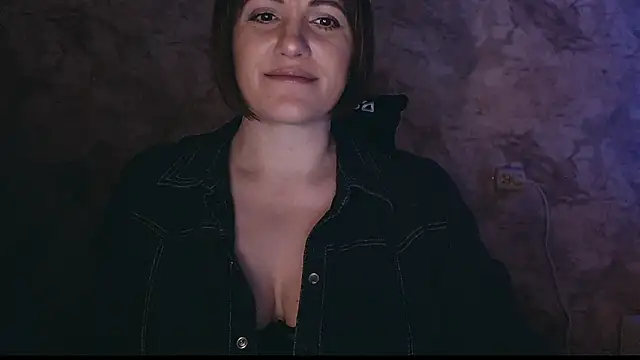 Snapshot of _letty_ chatting on 15, 3, 2025  letty  online show from 15, 3, 2025