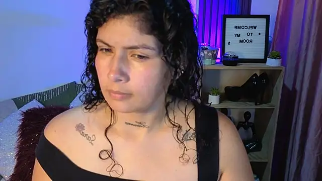 Lady Lo online show from 28, 2, 2026