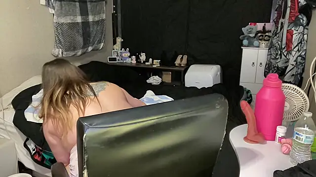 Snapshot of magicsparkles chatting on 16, 1, 2026 magicsparkles online show from 16, 1, 2026