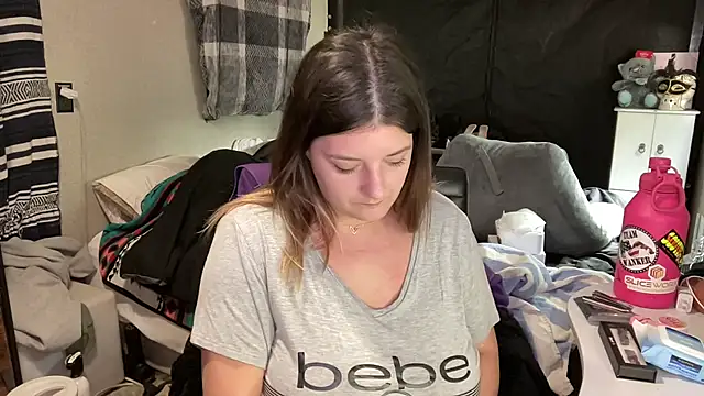 Snapshot of magicsparkles chatting on 5, 2, 2026 magicsparkles online show from 5, 2, 2026