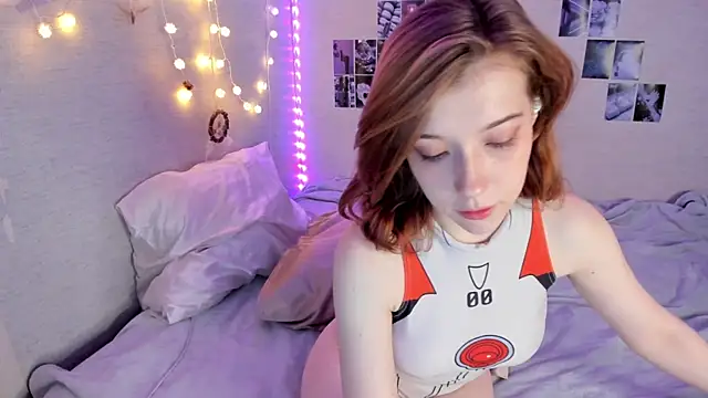 YunaPeace online show from 24, 10, 2025