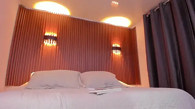 Megan rousexxx online show from 21, 11, 2025