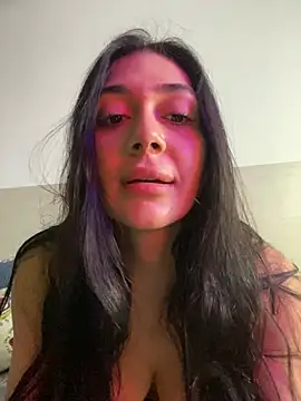LaanaCooper online show from 5, 2, 2025