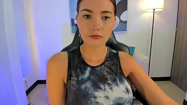 Snapshot of SaraParker_ chatting on 25, 9, 2025 SaraParker  online show from 25, 9, 2025