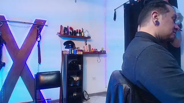 boy n girl online show from 5, 12, 2024