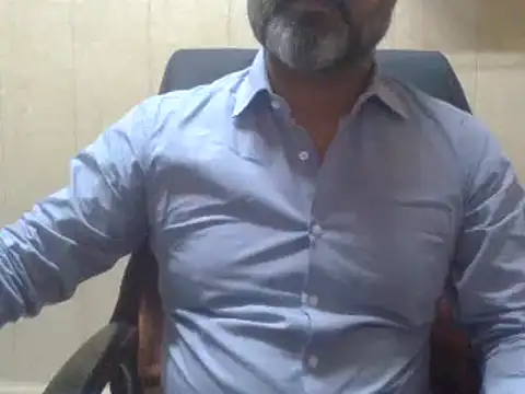hairymaster95 online show from 2, 12, 2024