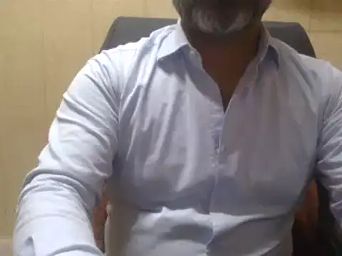 hairymaster95 online show from 10, 2, 2025