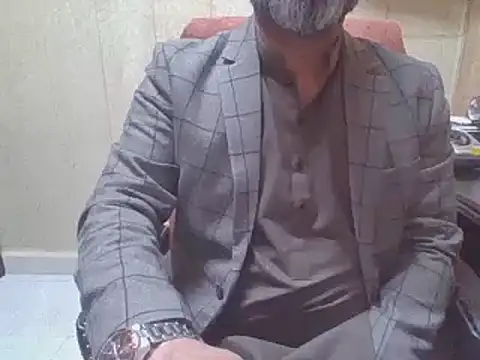 hairymaster95 online show from 1, 12, 2025