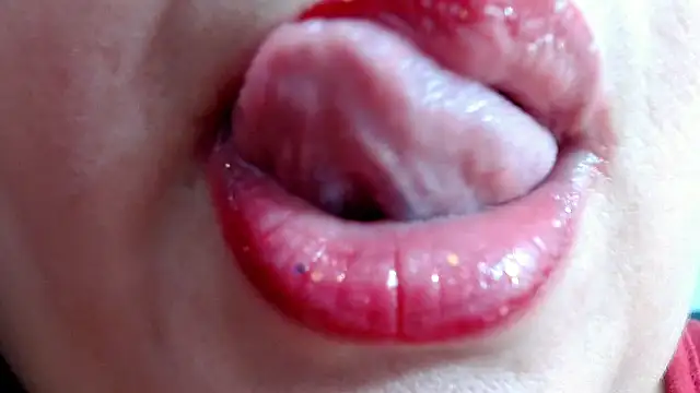 Kerly Doll online show from 14, 1, 2025