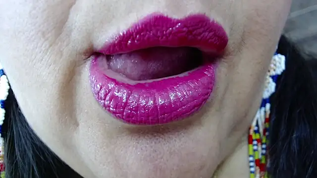 Kerly Doll online show from 18, 1, 2025