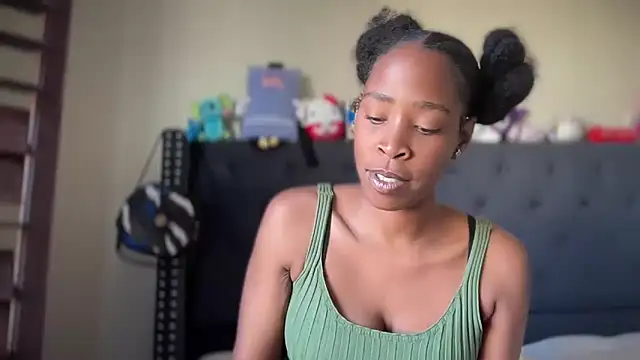 Cum2Charm online show from 29, 4, 2026