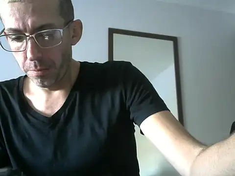 Snapshot of smokenstrokex chatting on 18, 12, 2024 smokenstrokex online show from 18, 12, 2024