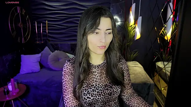 KylieMellow online show from 30, 12, 2024