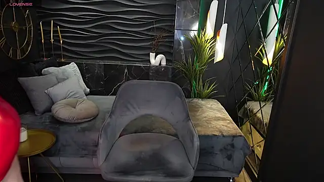 KylieMellow online show from 20, 1, 2025
