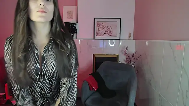 Snapshot of KylieMellow chatting on 15, 10, 2025 KylieMellow online show from 15, 10, 2025
